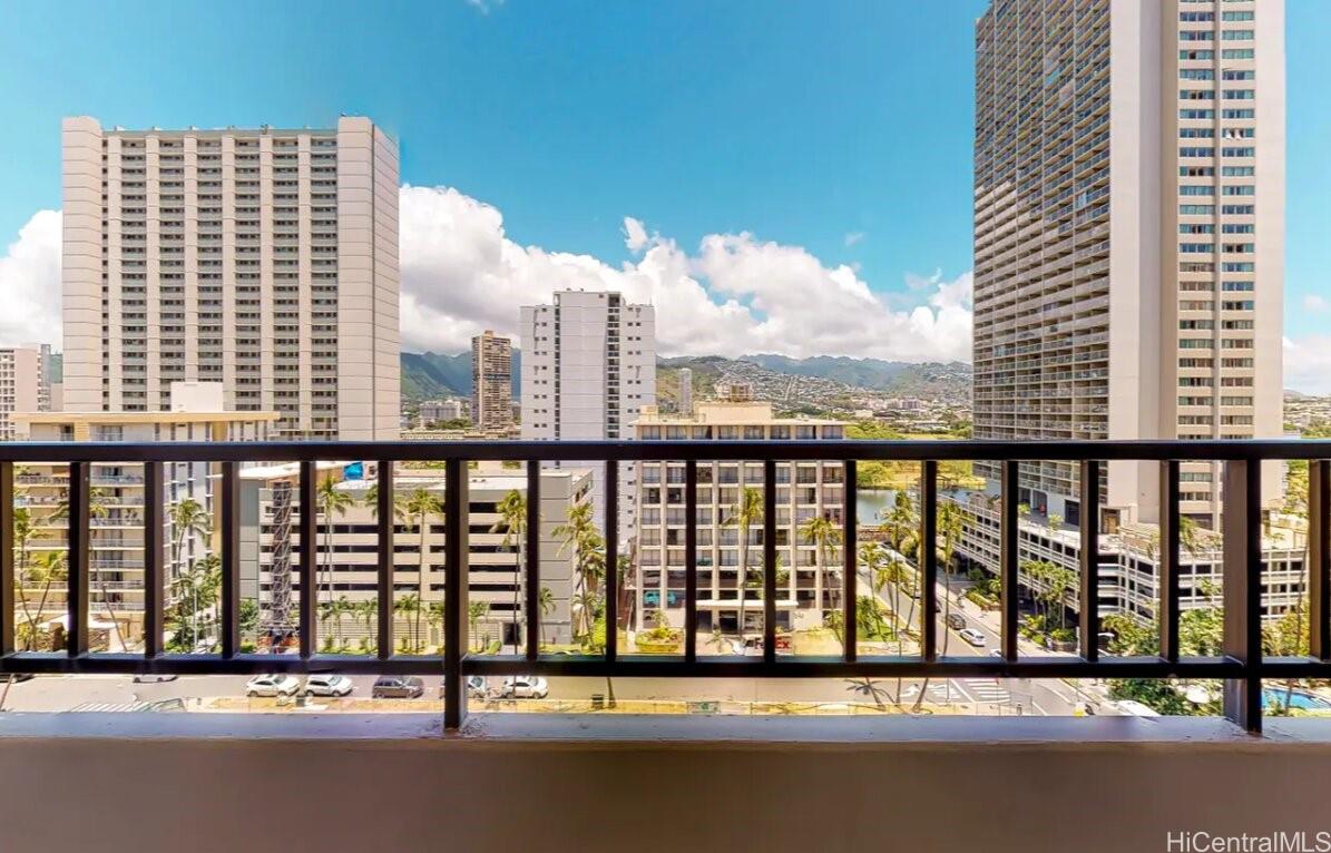 Royal Kuhio condo # 1005, Honolulu, Hawaii - photo 2 of 18