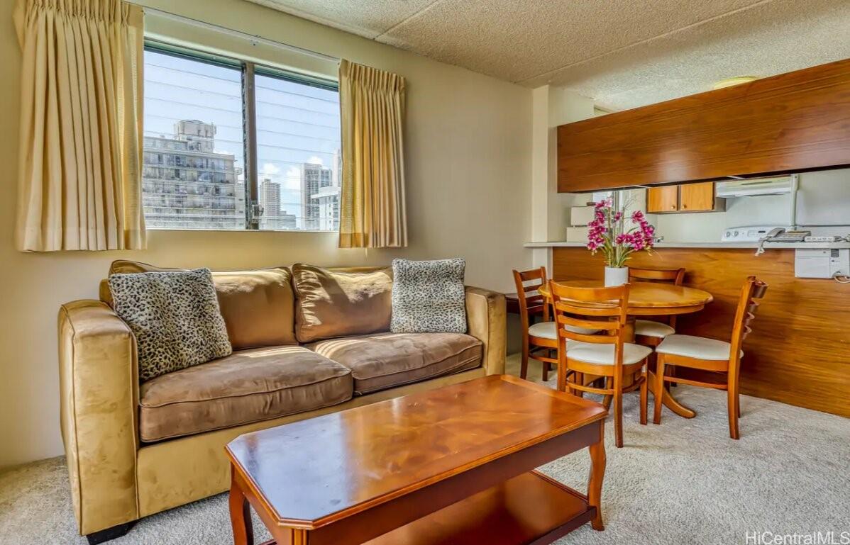 Royal Kuhio condo # 1005, Honolulu, Hawaii - photo 5 of 18