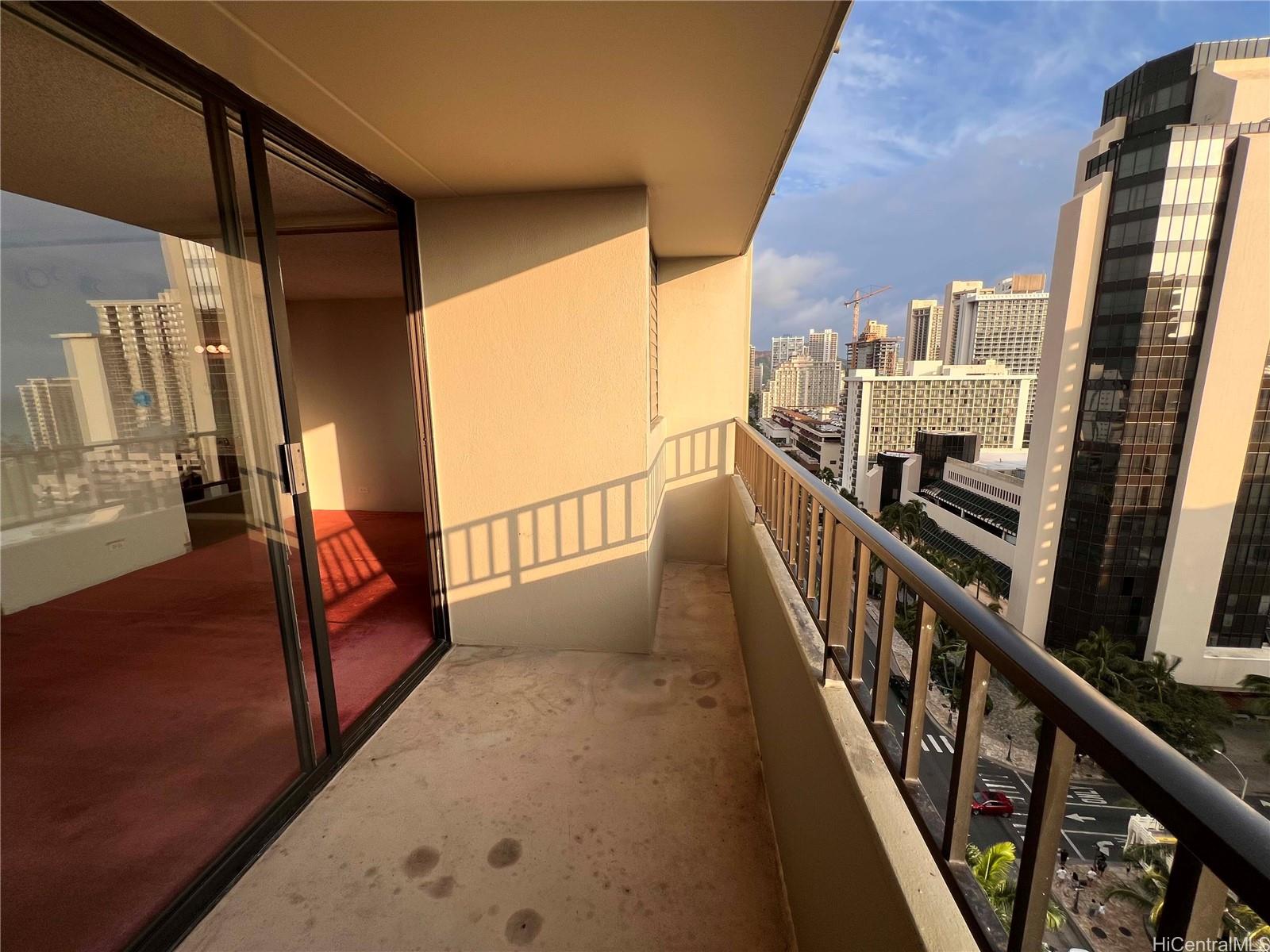 Royal Kuhio condo # 1609, Honolulu, Hawaii - photo 11 of 25