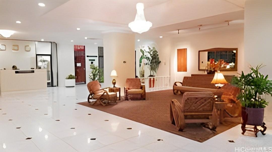 2240 Kuhio Ave Honolulu - Rental - photo 13 of 21