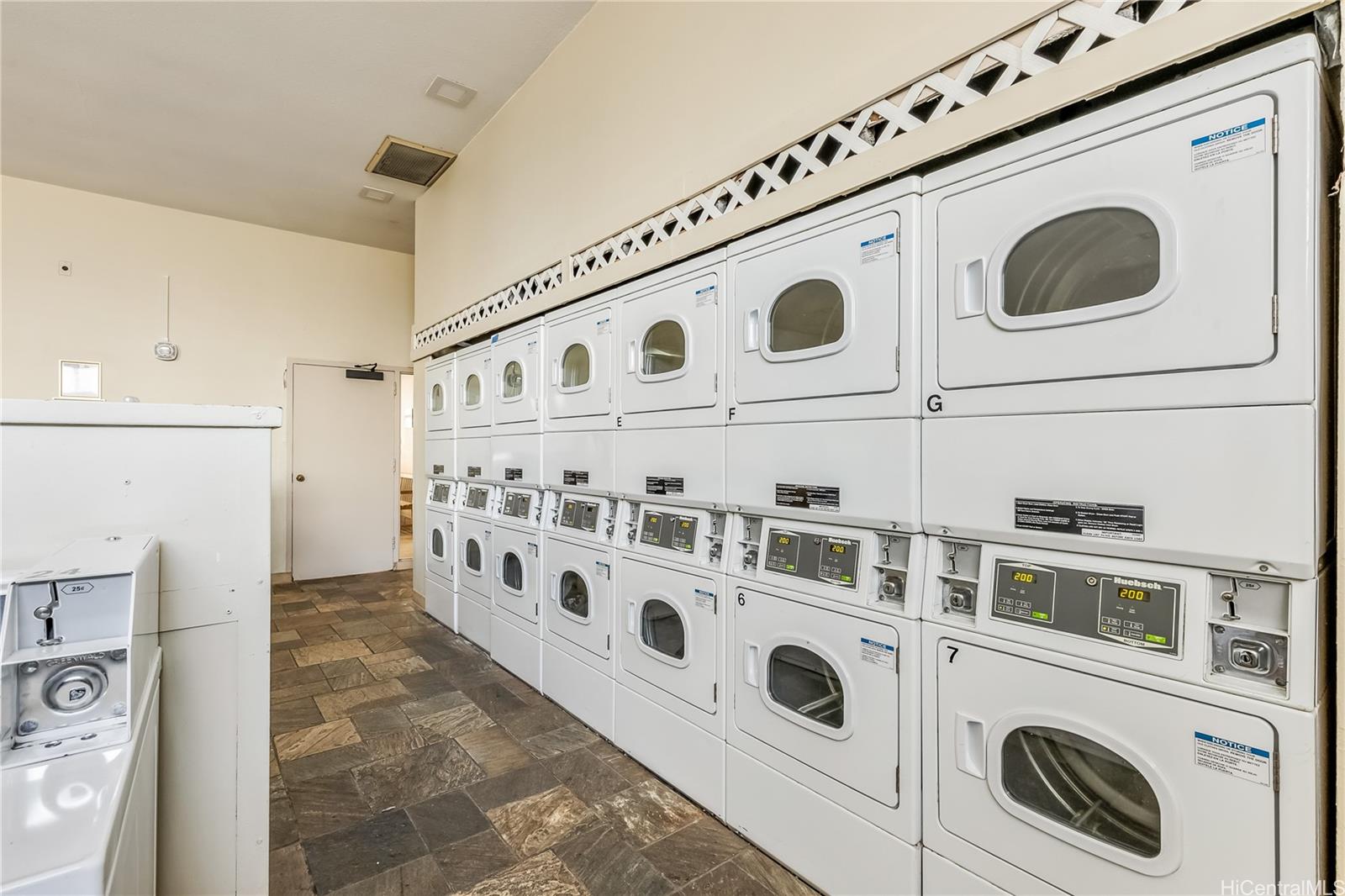 Royal Kuhio condo # 2006, Honolulu, Hawaii - photo 22 of 24