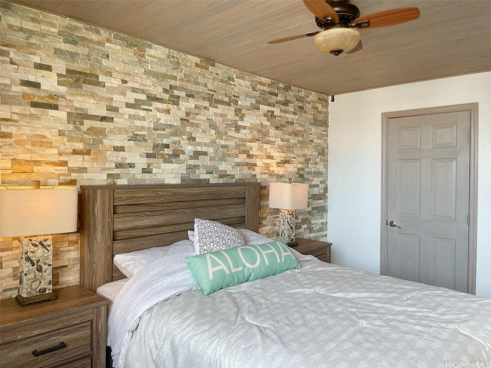 Royal Kuhio condo # 2006, Honolulu, Hawaii - photo 5 of 24