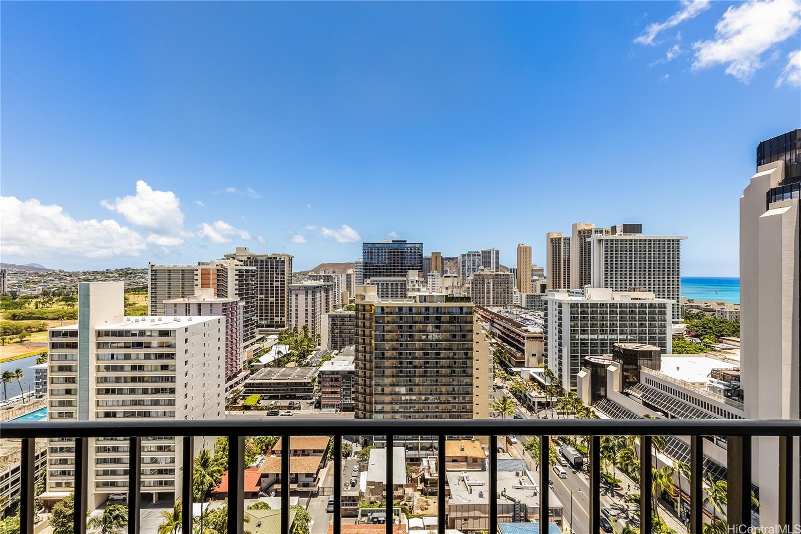 Royal Kuhio condo # 2006, Honolulu, Hawaii - photo 9 of 24