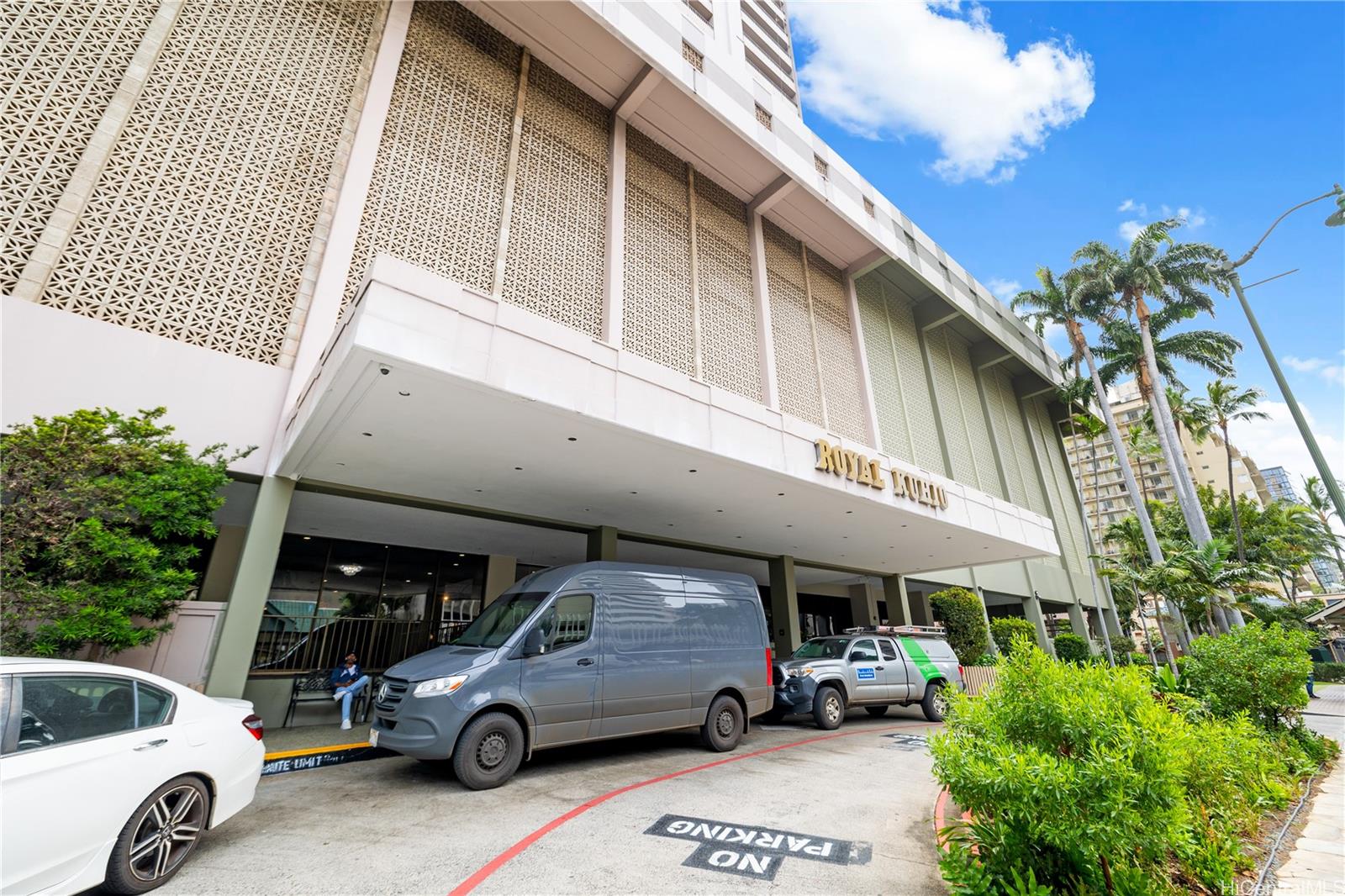 Royal Kuhio condo # 2014, Honolulu, Hawaii - photo 24 of 25