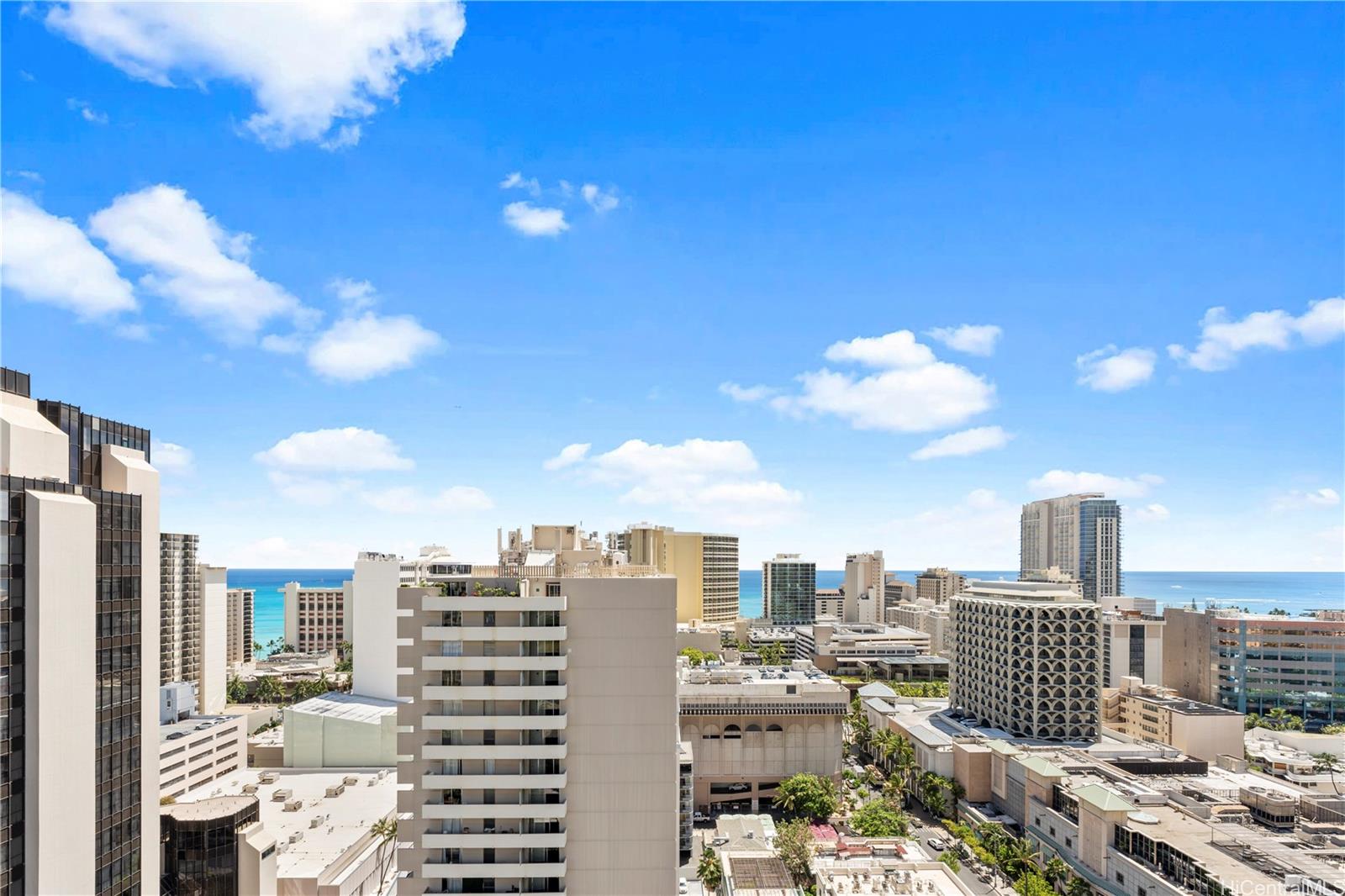 2240 Kuhio Ave Honolulu - Rental - photo 17 of 25