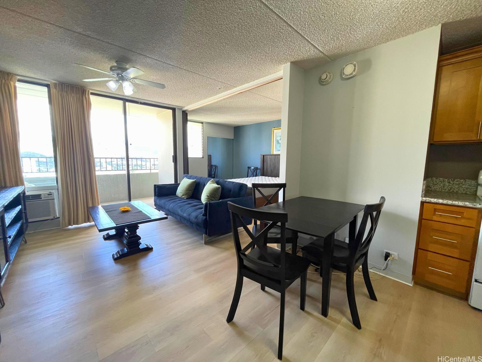 2240 Kuhio Ave Honolulu - Rental - photo 2 of 16