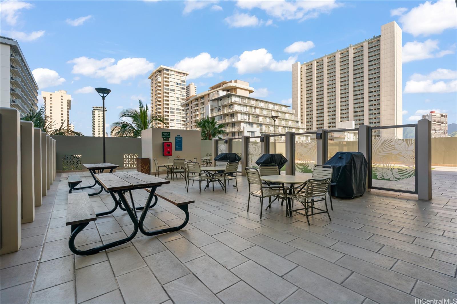 Royal Kuhio condo # 3007, Honolulu, Hawaii - photo 19 of 23