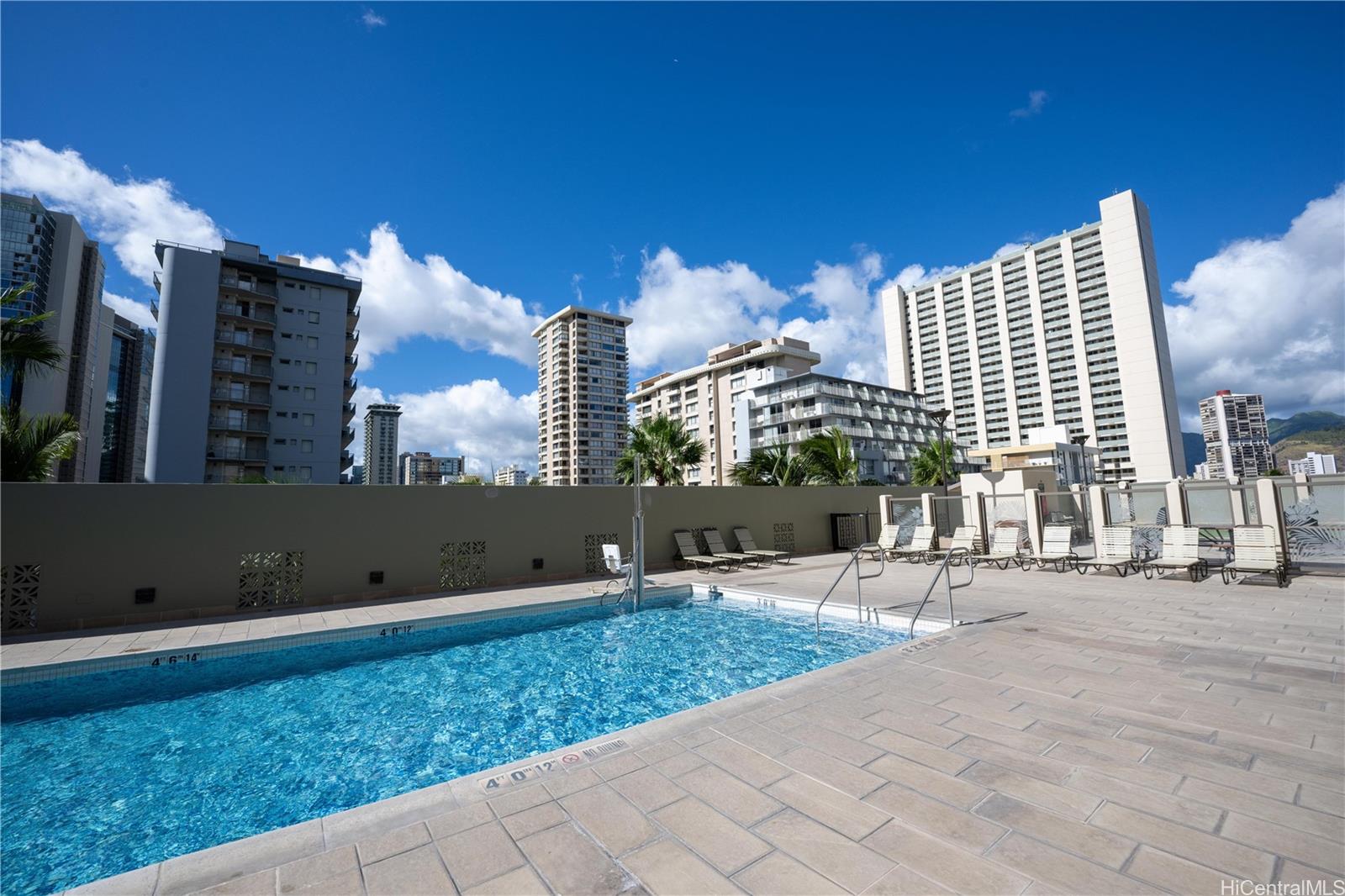 Royal Kuhio condo # 3101, Honolulu, Hawaii - photo 14 of 17