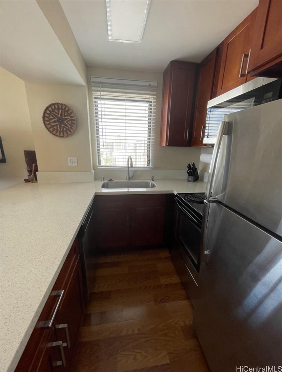 Royal Kuhio condo # 3112, Honolulu, Hawaii - photo 6 of 6