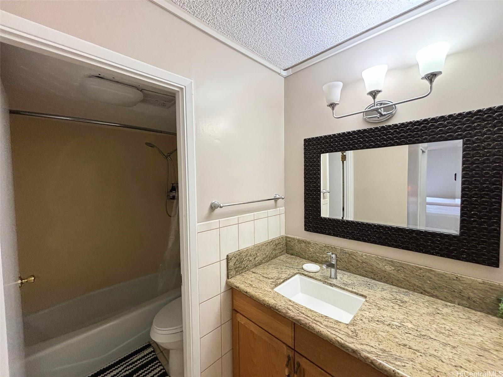 Royal Kuhio condo # 3202, Honolulu, Hawaii - photo 11 of 25