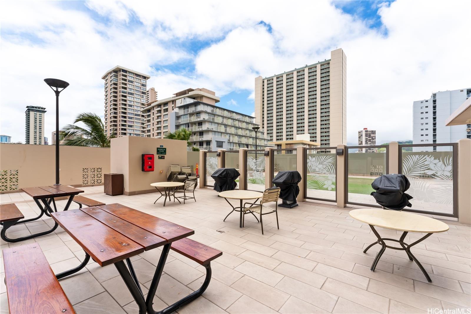 Royal Kuhio condo # 3202, Honolulu, Hawaii - photo 21 of 24