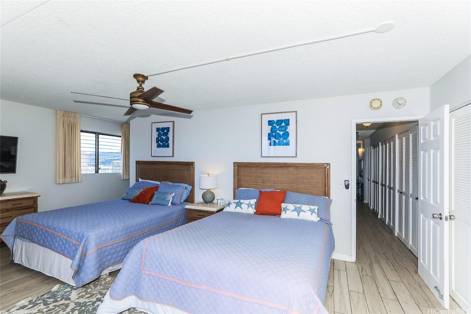 Royal Kuhio condo # 3606, Honolulu, Hawaii - photo 11 of 21
