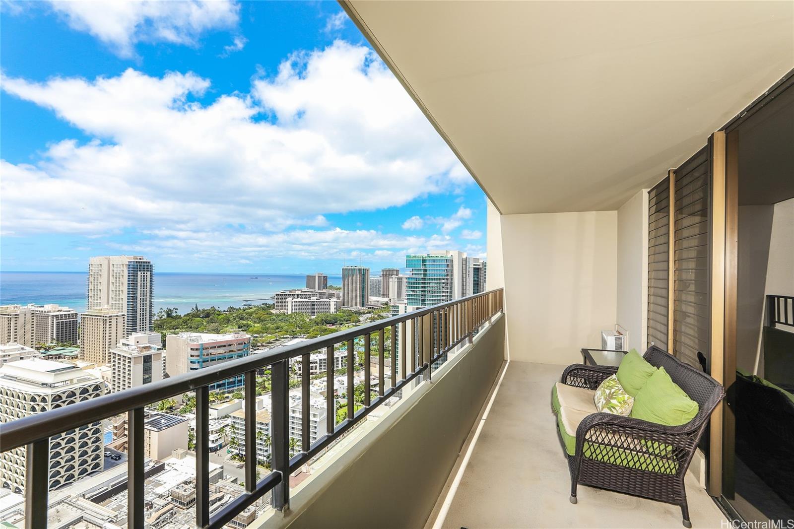 Royal Kuhio condo # 3606, Honolulu, Hawaii - photo 17 of 21