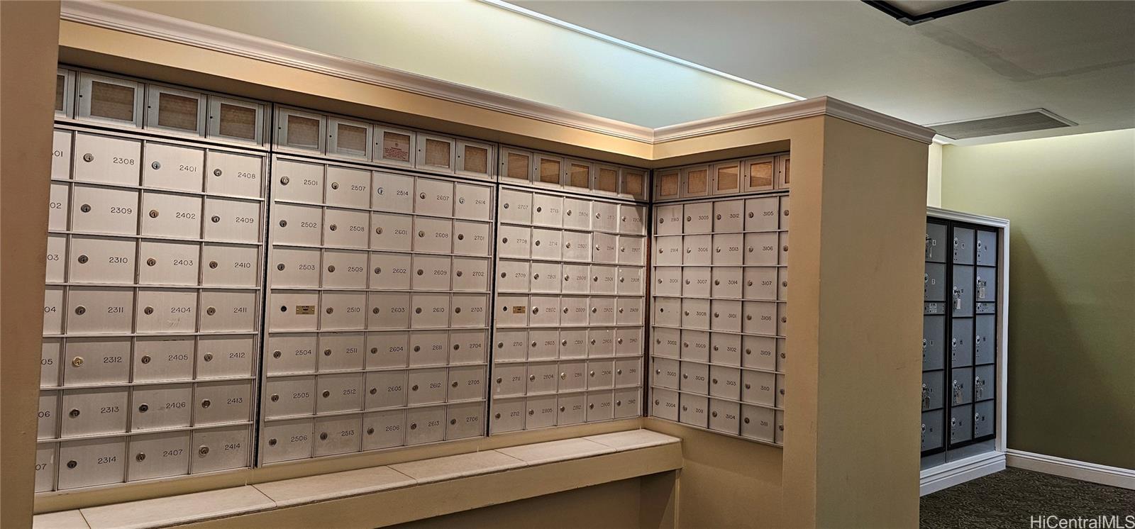 Royal Kuhio condo # 905, Honolulu, Hawaii - photo 11 of 18