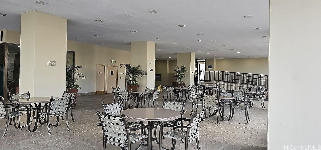 Royal Kuhio condo # 905, Honolulu, Hawaii - photo 16 of 18