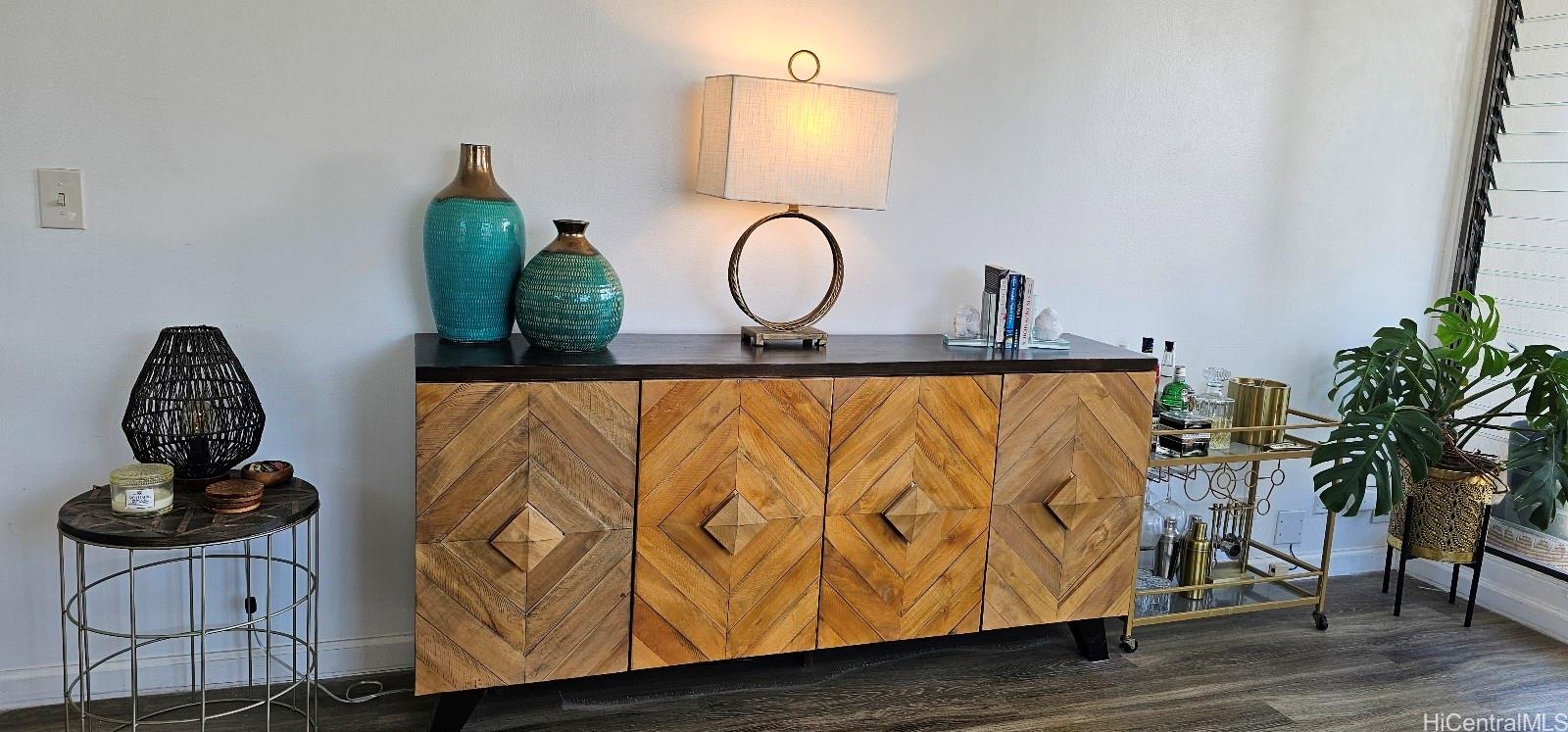 Royal Kuhio condo # 905, Honolulu, Hawaii - photo 5 of 18