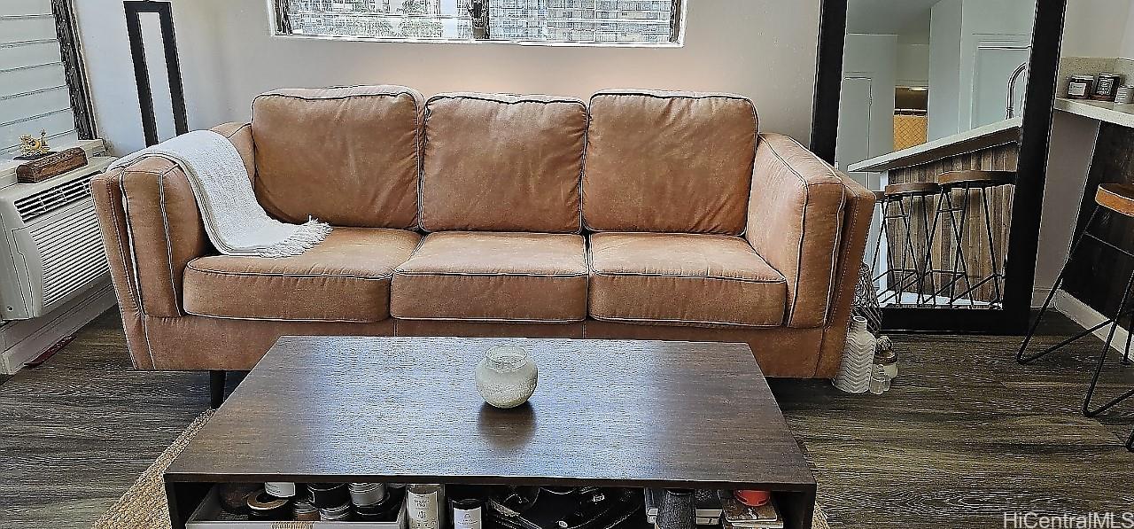 Royal Kuhio condo # 905, Honolulu, Hawaii - photo 6 of 18