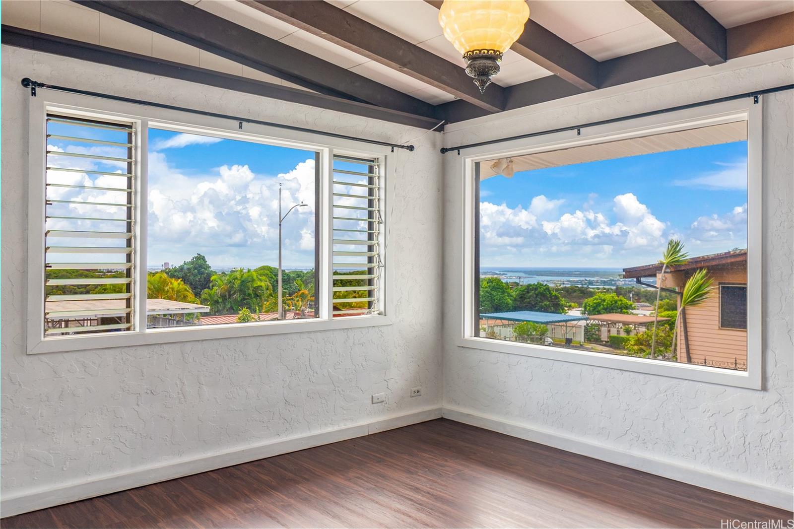 2248  Aumakua Street Pacific Palisades, PearlCity home - photo 7 of 25