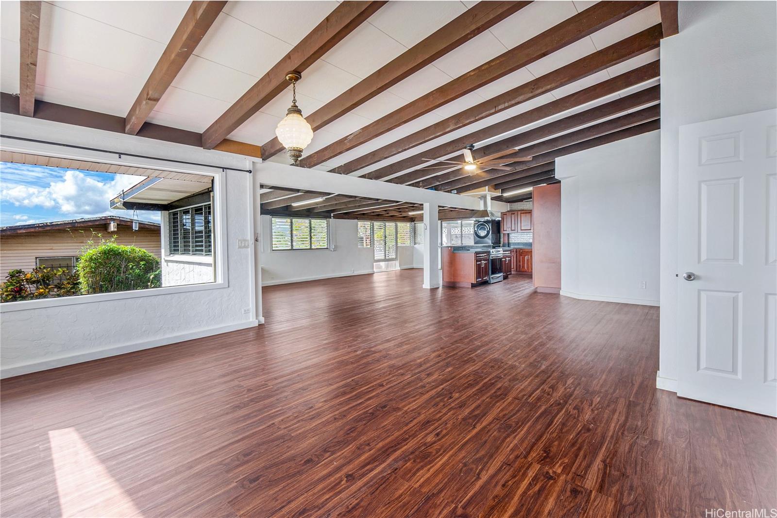 2248  Aumakua Street Pacific Palisades, PearlCity home - photo 9 of 25