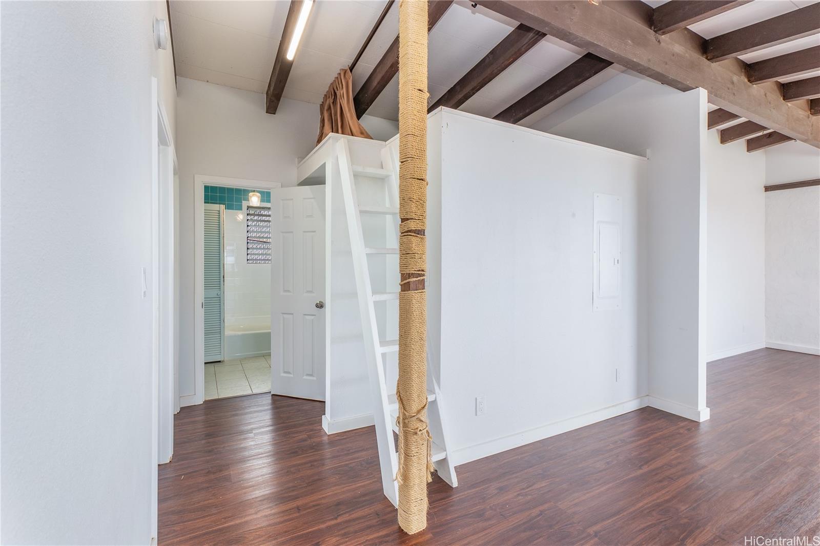 2248  Aumakua Street Pacific Palisades, PearlCity home - photo 10 of 25