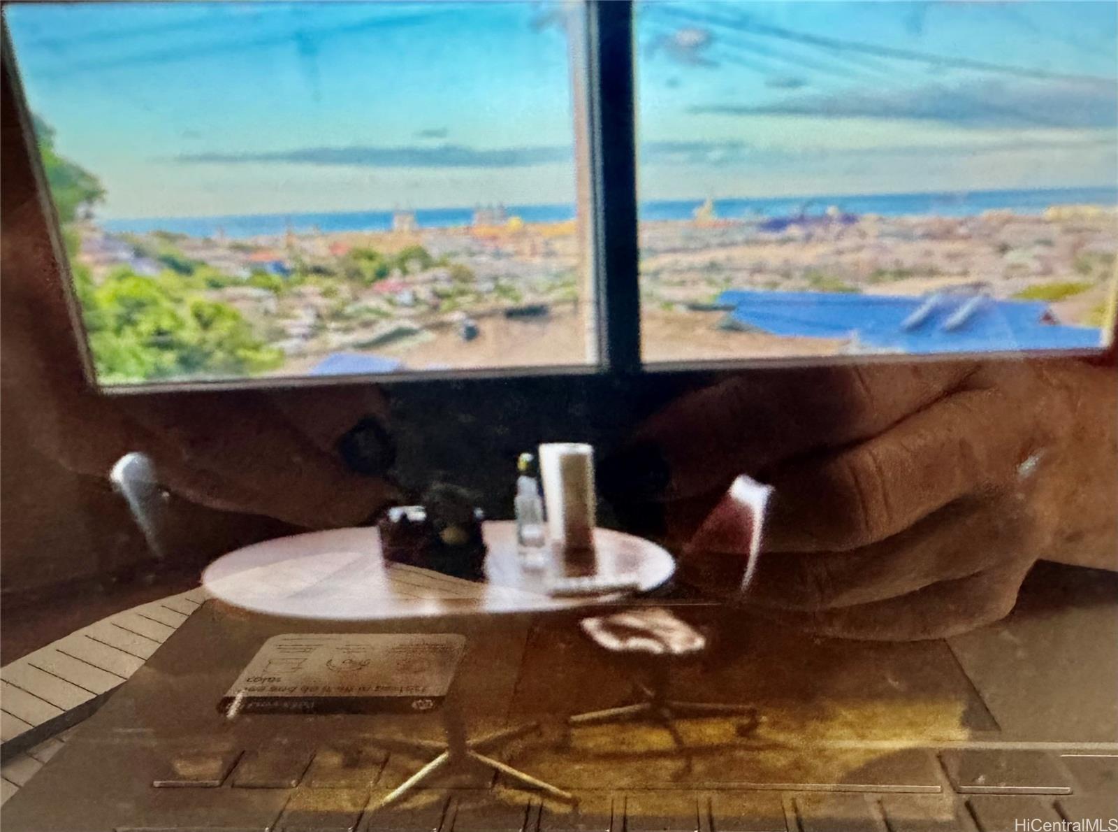 2248  Makanani Drive Kamehameha Heights, Honolulu home - photo 2 of 25