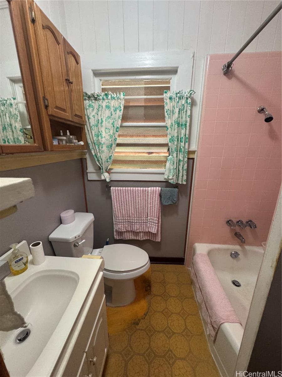 2248  Makanani Drive Kamehameha Heights, Honolulu home - photo 18 of 25