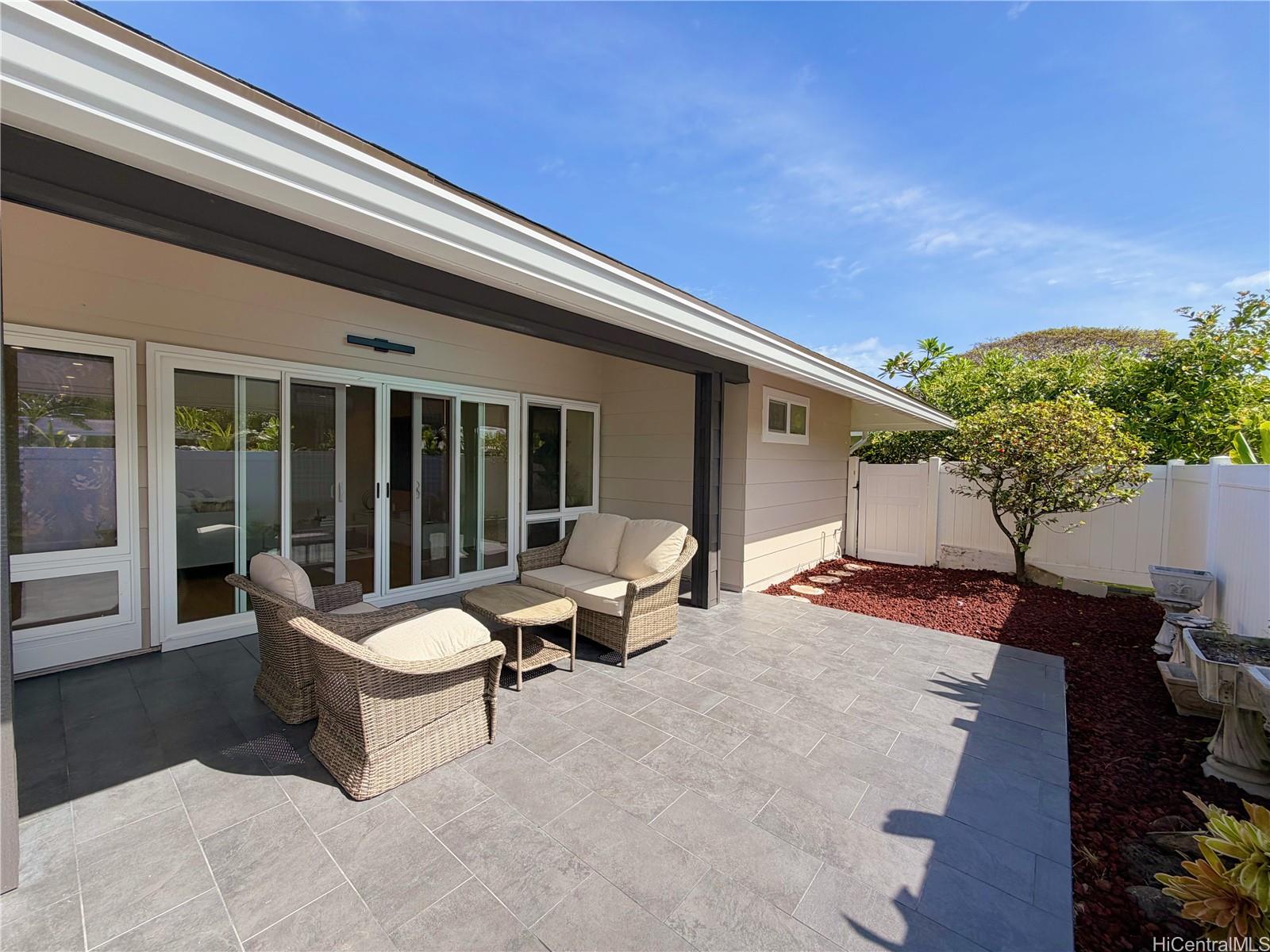 225  Aikane Street Aikahi Park, Kailua home - photo 19 of 25