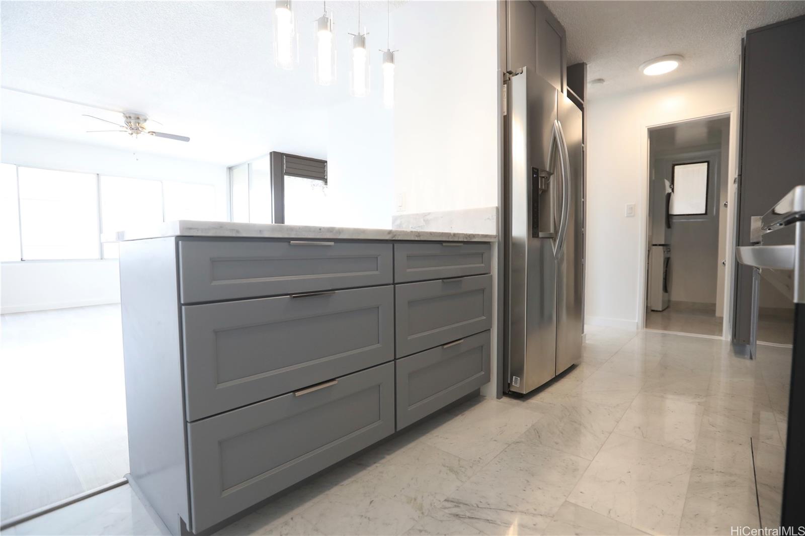 Governor Cleghorn condo # 1506, Honolulu, Hawaii - photo 3 of 8