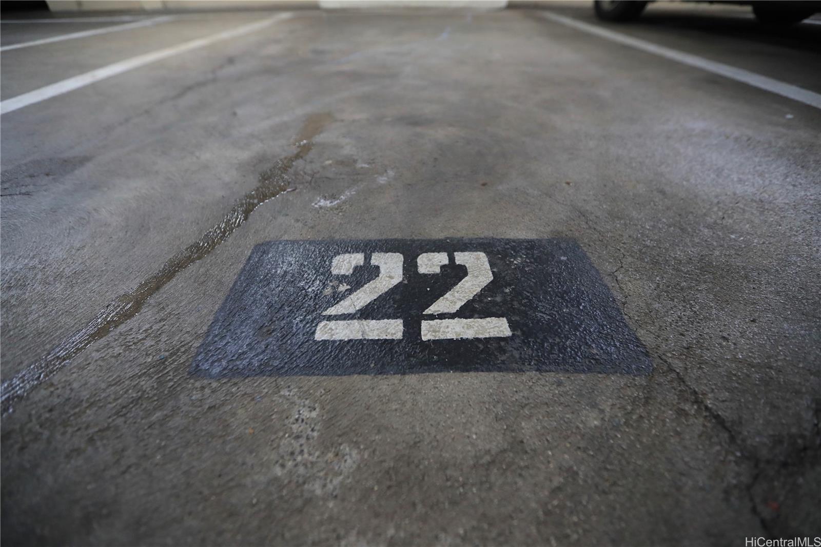 Governor Cleghorn condo # 1506, Honolulu, Hawaii - photo 8 of 8