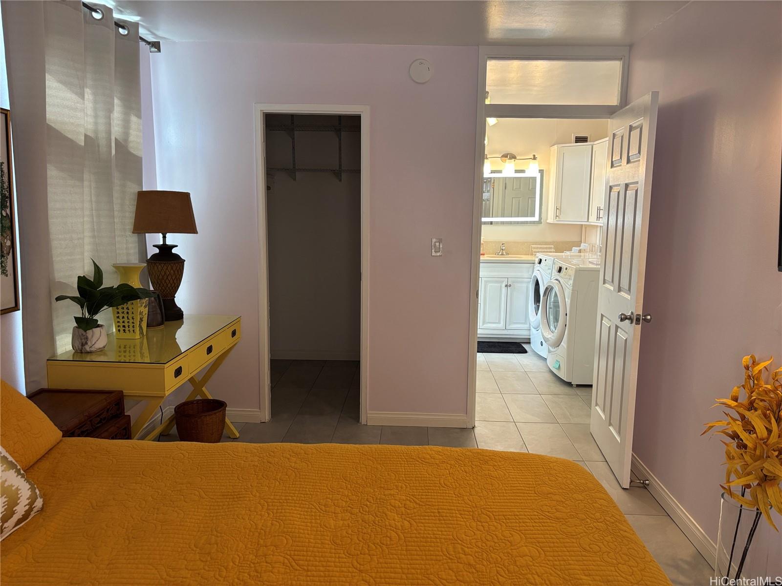 225 Kaiulani Ave Honolulu - Rental - photo 12 of 16