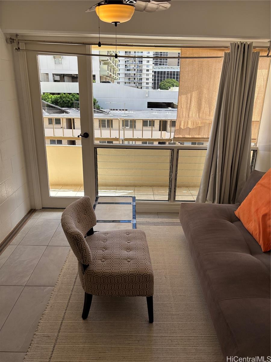 225 Kaiulani Ave Honolulu - Rental - photo 10 of 16