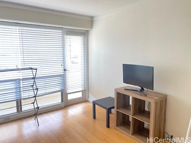 225 Kaiulani Ave Honolulu - Rental - photo 11 of 11