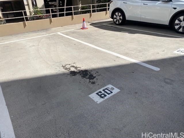 225 Kaiulani Ave Honolulu - Rental - photo 8 of 11