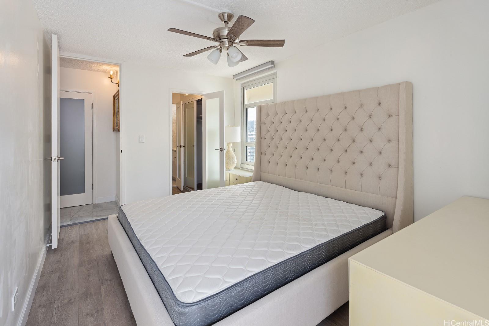 Governor Cleghorn condo # PH1, Honolulu, Hawaii - photo 11 of 18