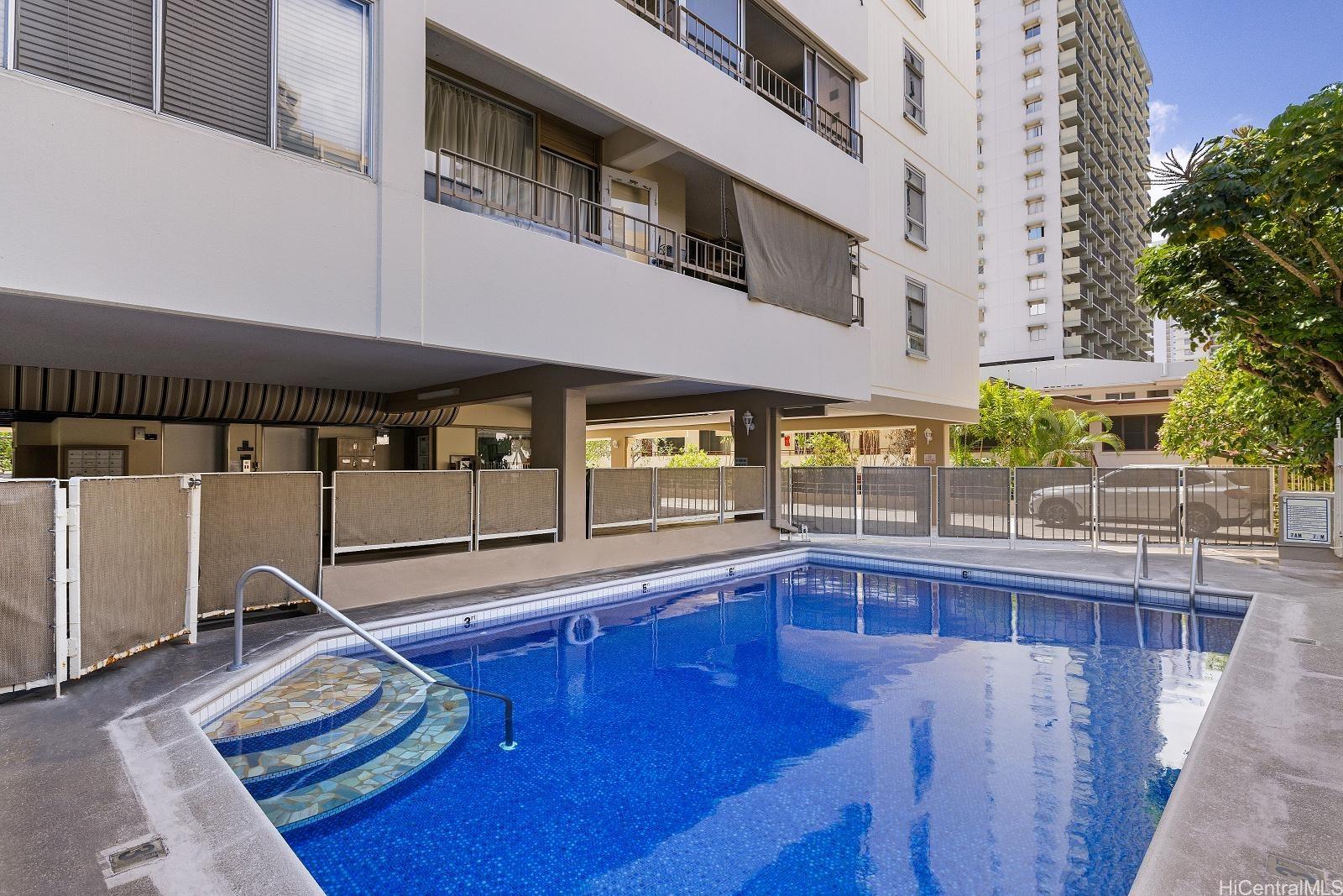 Governor Cleghorn condo # PH1, Honolulu, Hawaii - photo 16 of 18