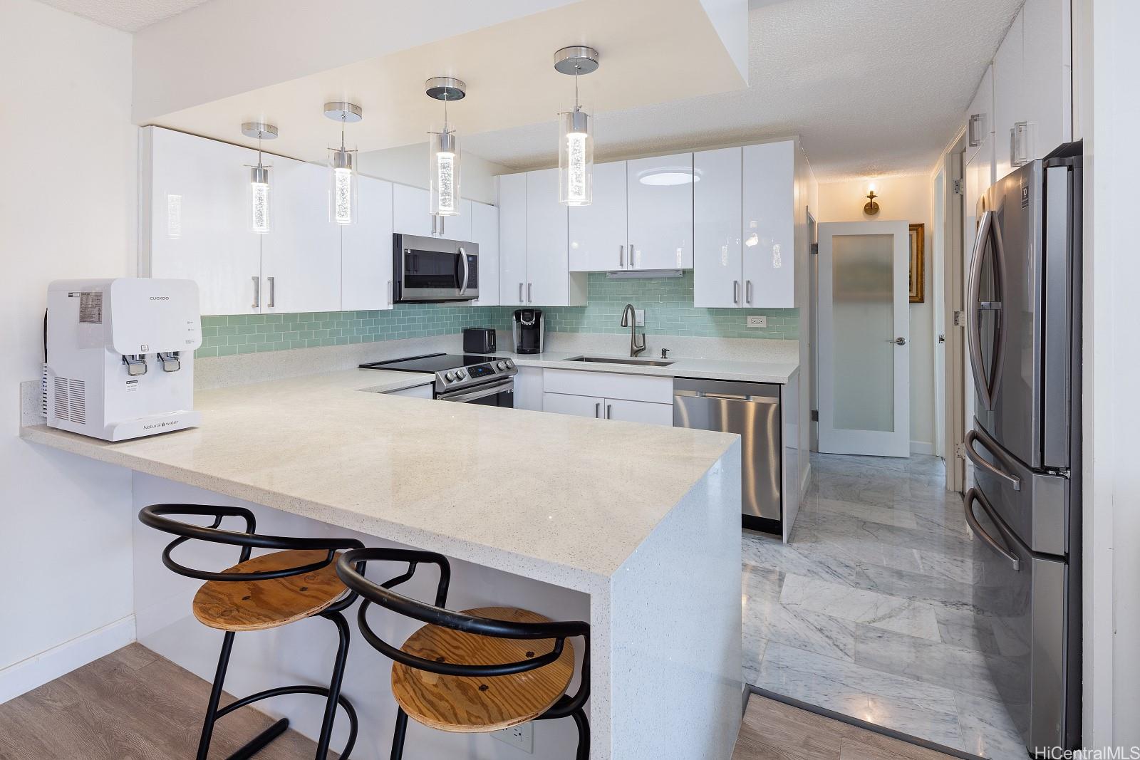 Governor Cleghorn condo # PH1, Honolulu, Hawaii - photo 7 of 18