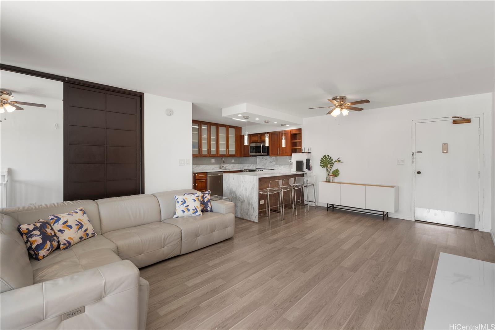 Governor Cleghorn condo # PH2, Honolulu, Hawaii - photo 2 of 24