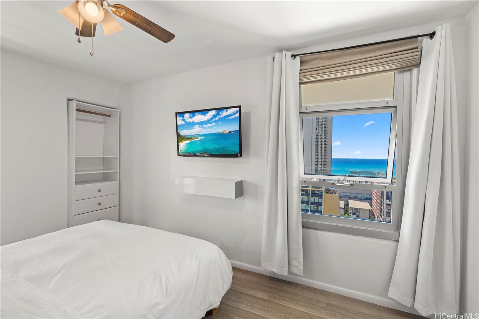 Governor Cleghorn condo # PH2, Honolulu, Hawaii - photo 12 of 24