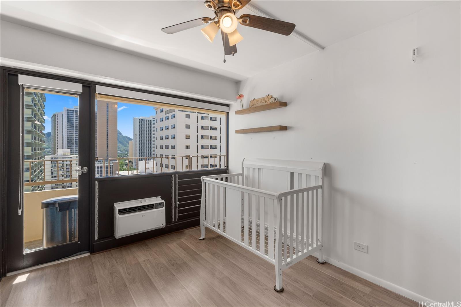 Governor Cleghorn condo # PH2, Honolulu, Hawaii - photo 16 of 24