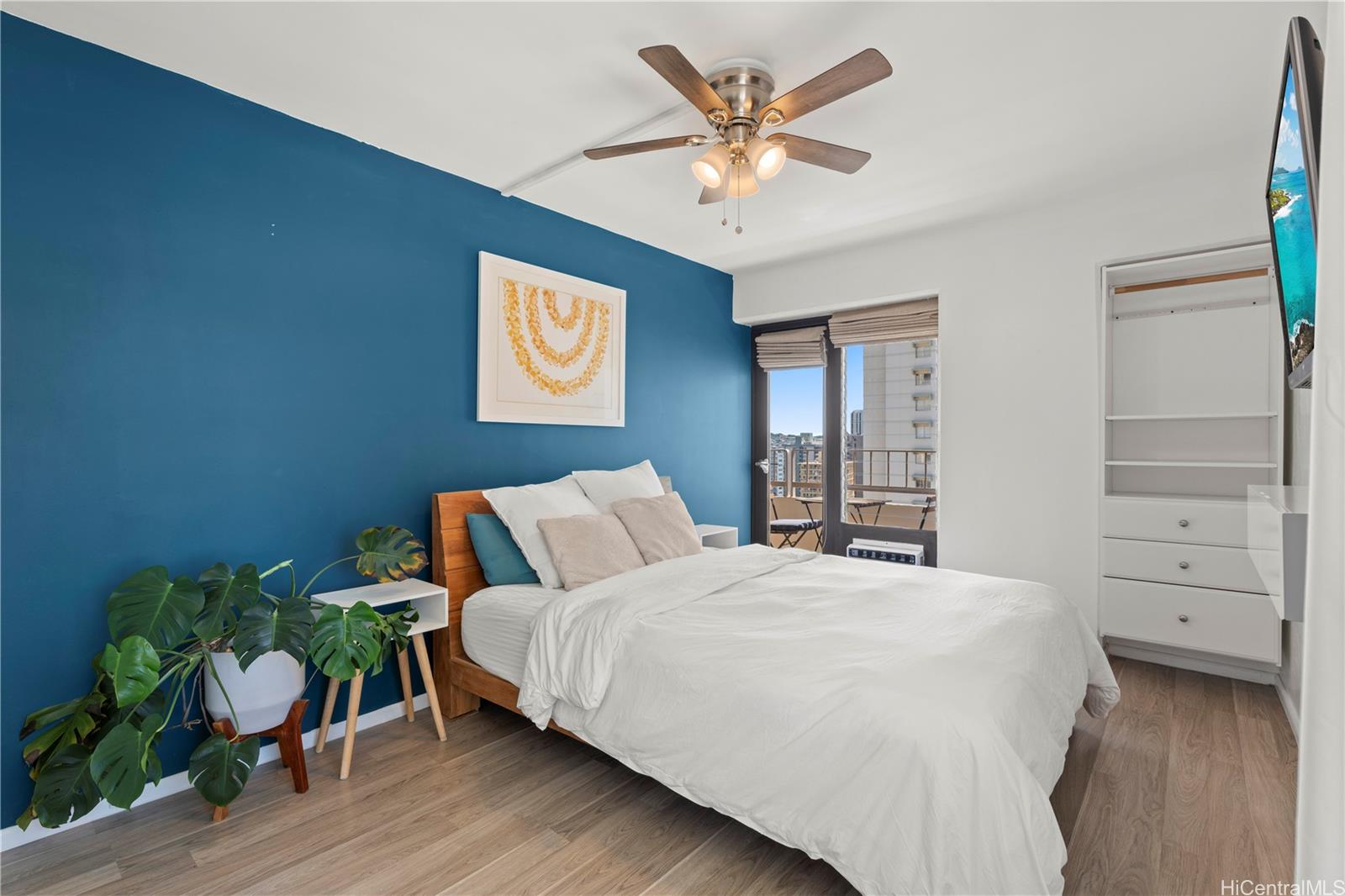 Governor Cleghorn condo # PH2, Honolulu, Hawaii - photo 7 of 24