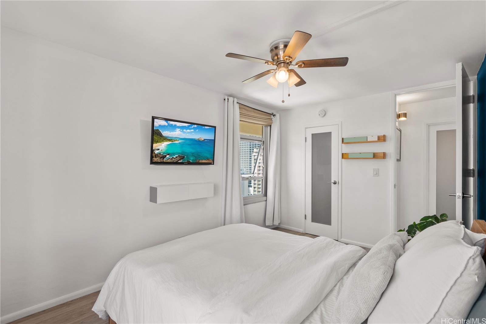 Governor Cleghorn condo # PH2, Honolulu, Hawaii - photo 9 of 24