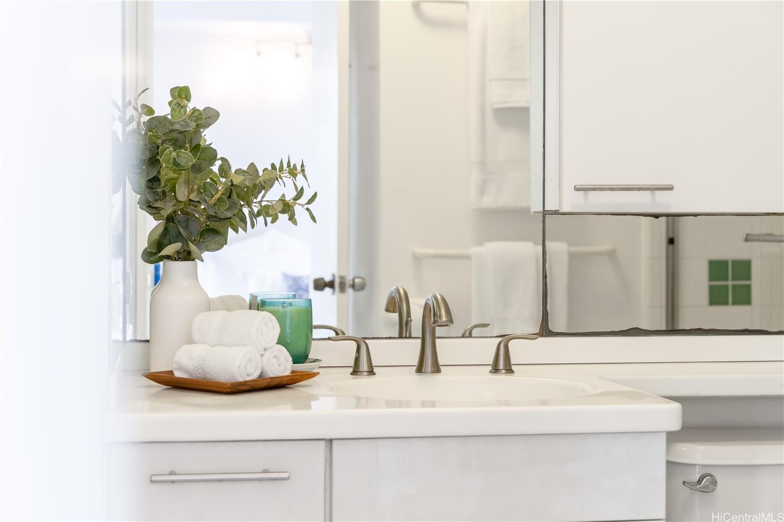 Harbor Square condo # 12G, Honolulu, Hawaii - photo 14 of 25