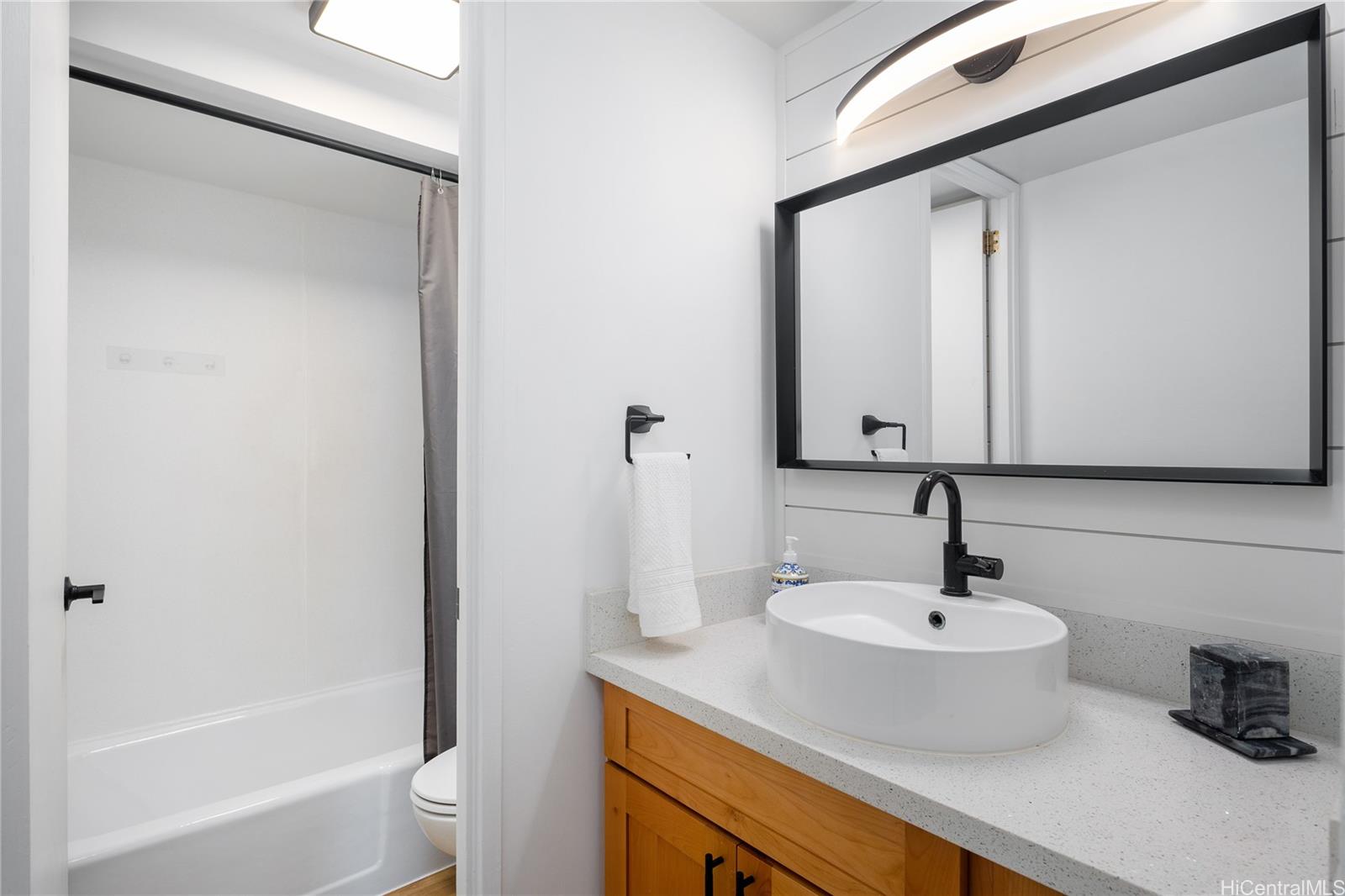 Harbor Square condo # 14C, Honolulu, Hawaii - photo 11 of 23