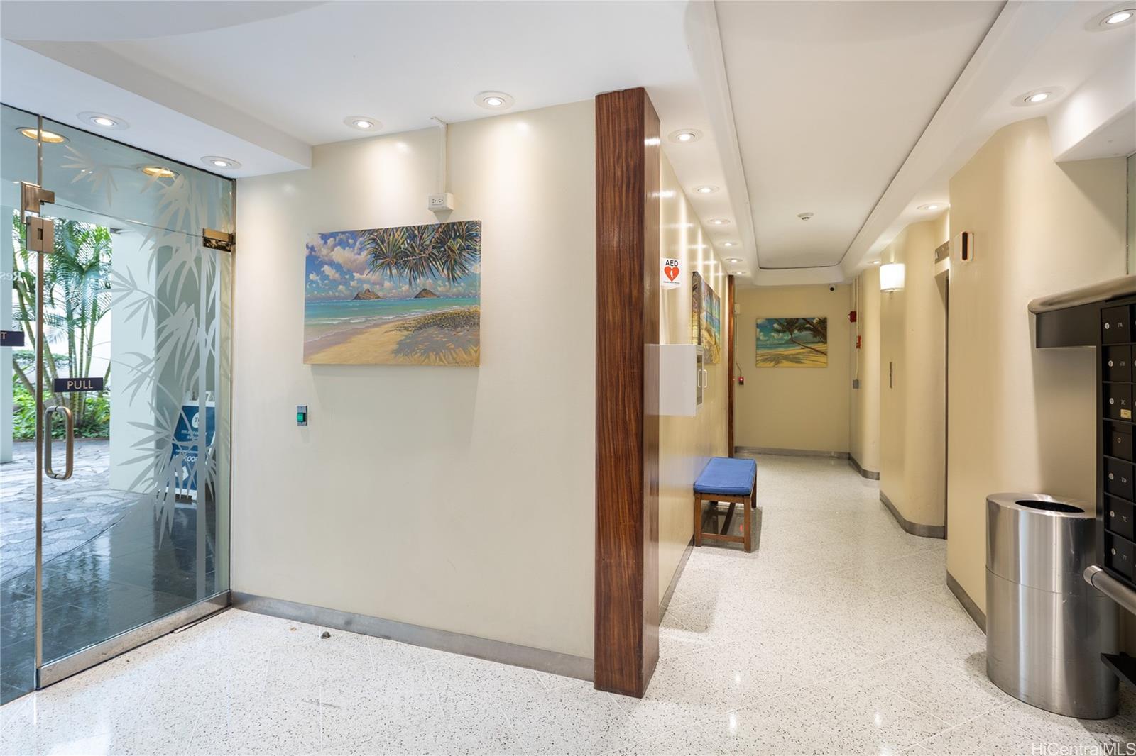 Harbor Square condo # 14C, Honolulu, Hawaii - photo 12 of 23