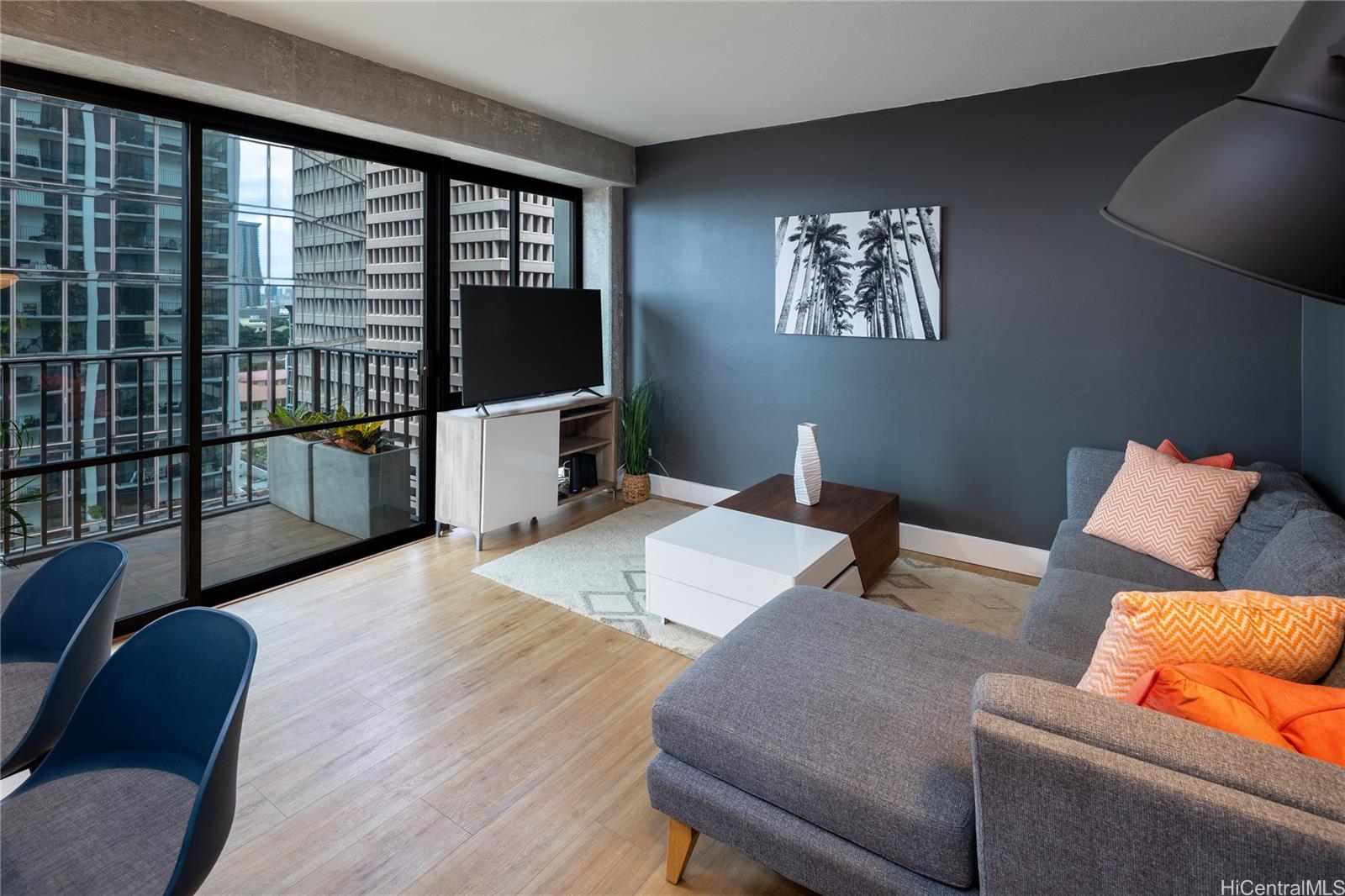 Harbor Square condo # 14C, Honolulu, Hawaii - photo 4 of 23