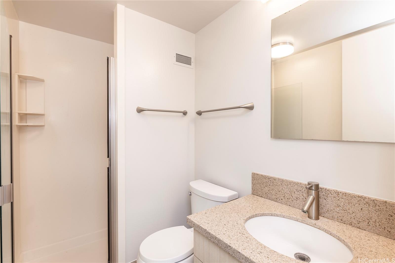 Harbor Square condo # 16A, Honolulu, Hawaii - photo 10 of 16