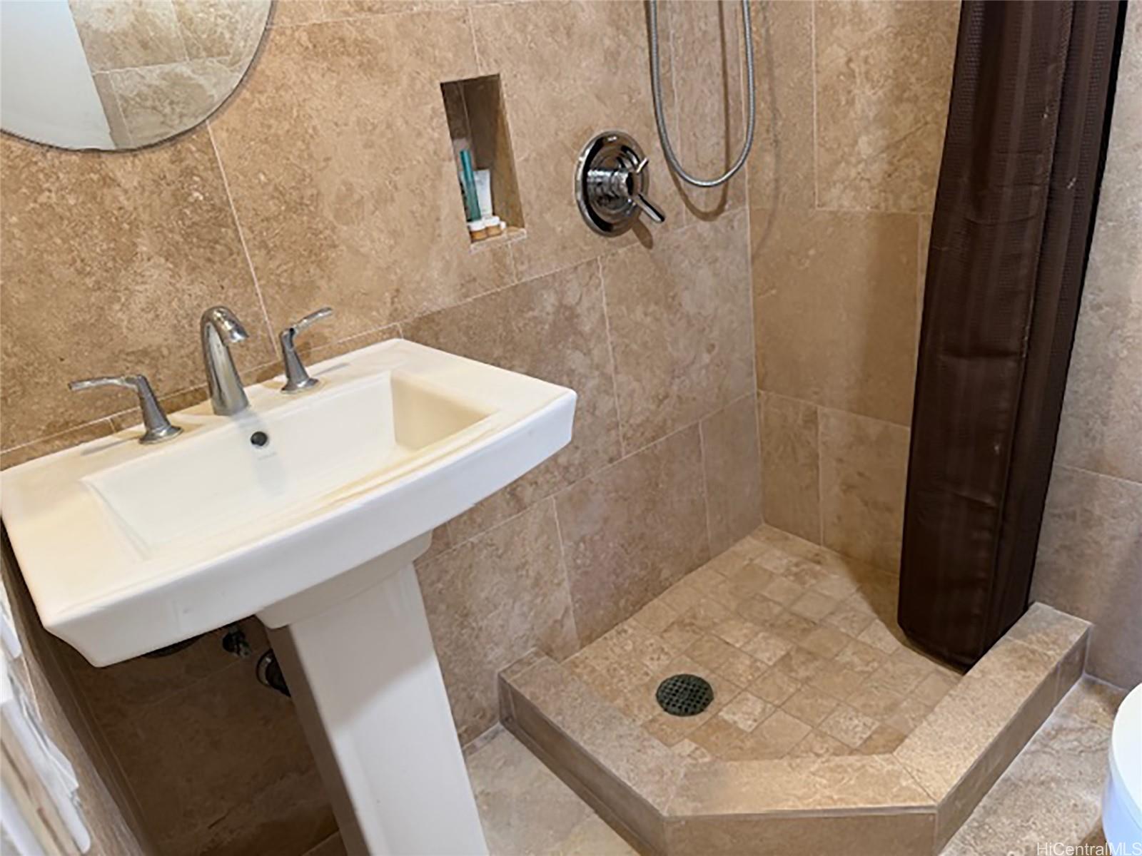 Harbor Square condo # 19F, Honolulu, Hawaii - photo 14 of 25