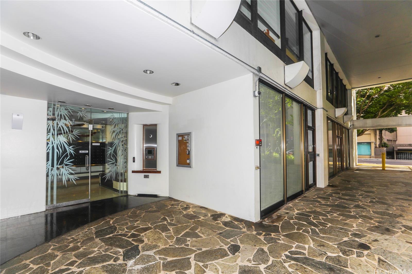 Harbor Square condo # 19F, Honolulu, Hawaii - photo 19 of 25