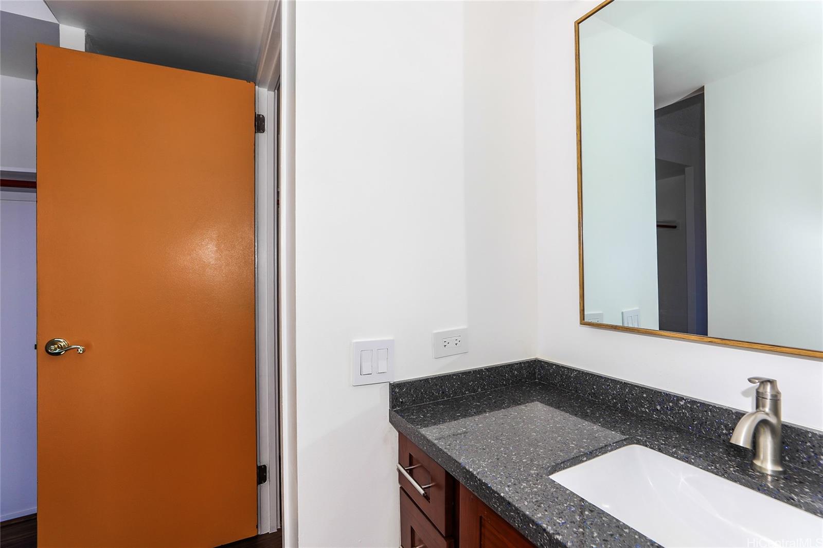 Harbor Square condo # 20D, Honolulu, Hawaii - photo 16 of 25