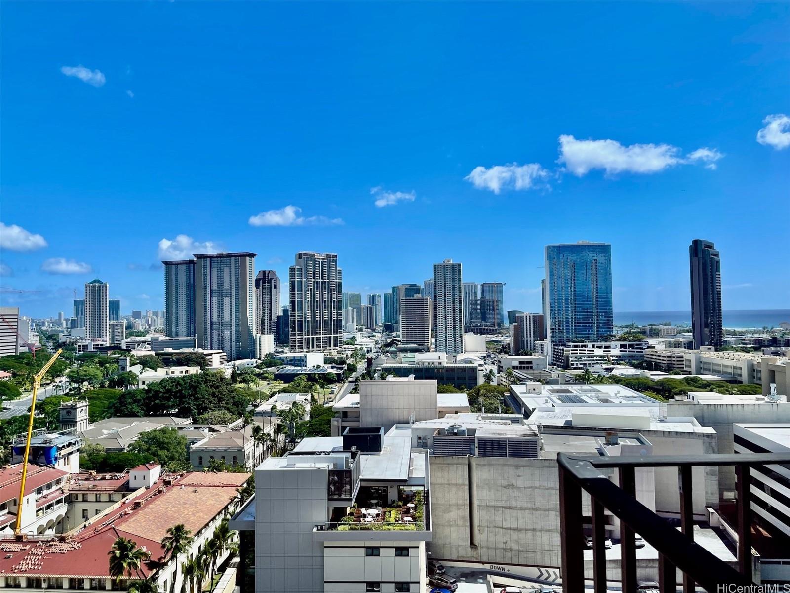 225 Queen Street Honolulu - Rental - photo 3 of 20